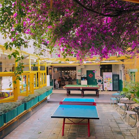 The Cloudland International Youth Hostel Close To The City Center,10 Min Walks To The Subway, Close To The Night Market, Old Street, Green Lake, English-Speaking Service, Free Activity Convenient Payment And Visa Cards Are Accepted Kunming Exteriör bild