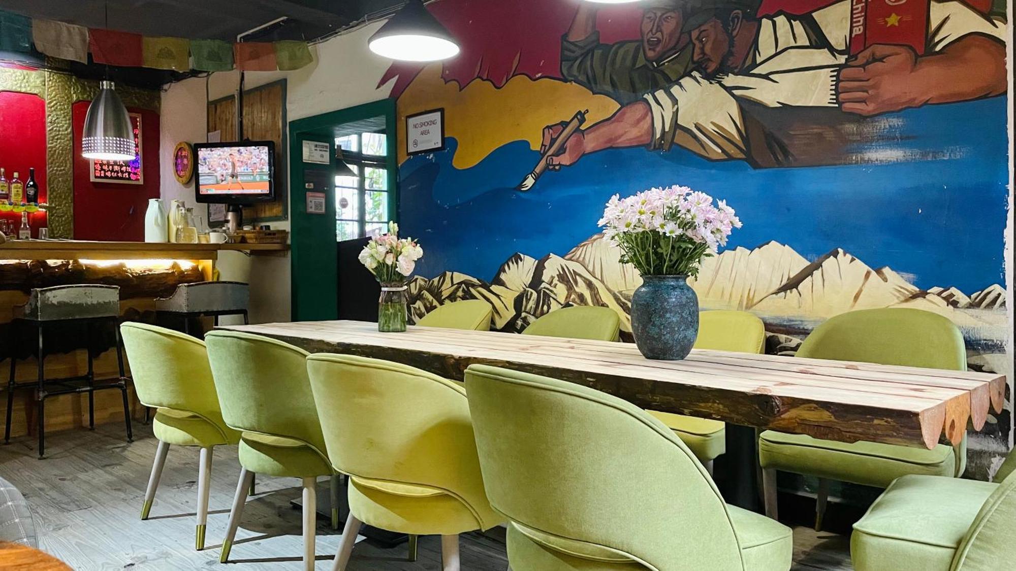 The Cloudland International Youth Hostel Close To The City Center,10 Min Walks To The Subway, Close To The Night Market, Old Street, Green Lake, English-Speaking Service, Free Activity Convenient Payment And Visa Cards Are Accepted Kunming Exteriör bild